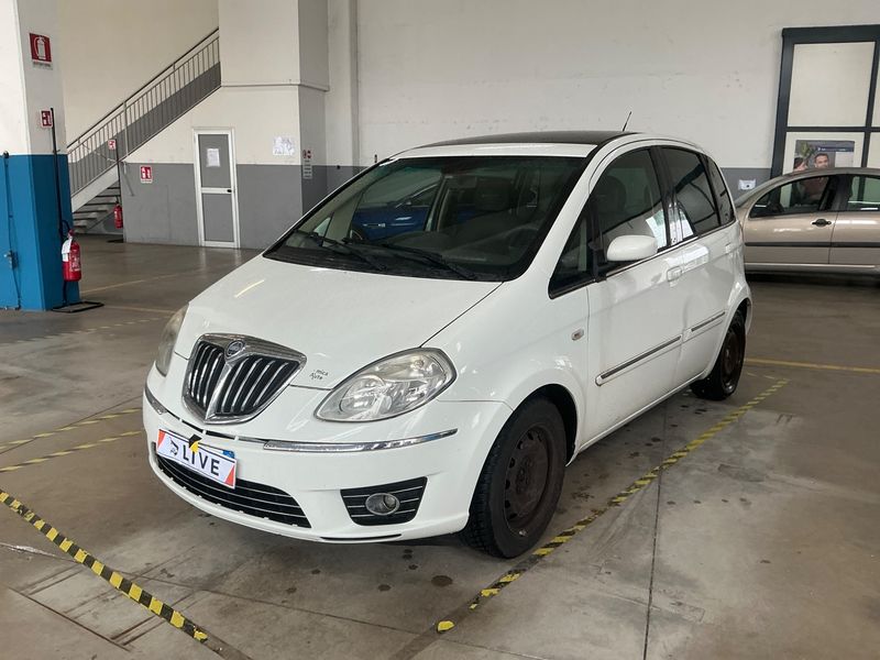 Lancia Musa 1.4 Platino 2008 – снимка 1