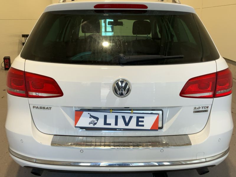 Volkswagen Passat 2.0 TDI Comfortline 4Motion BlueMotion Tech 2014 – снимка 7