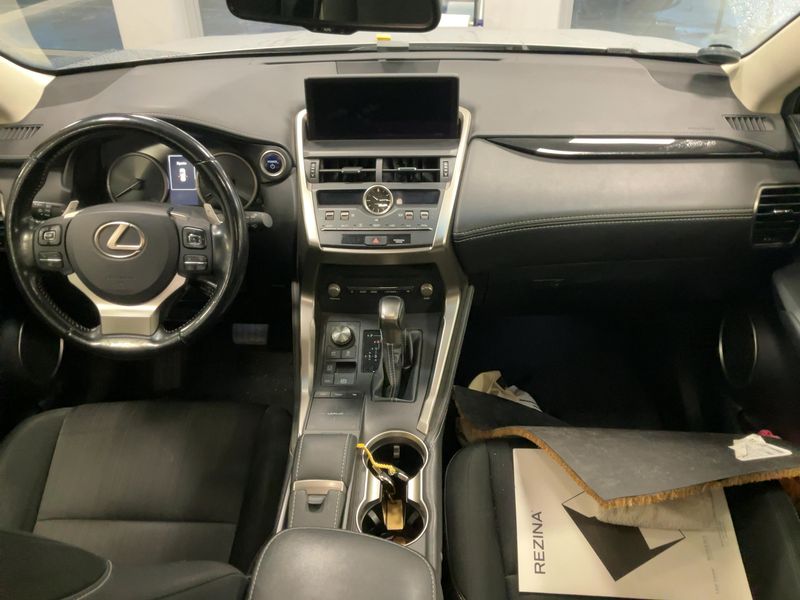 Lexus NX-Serie NX 300h E-Four Business Line 2018 – снимка 17