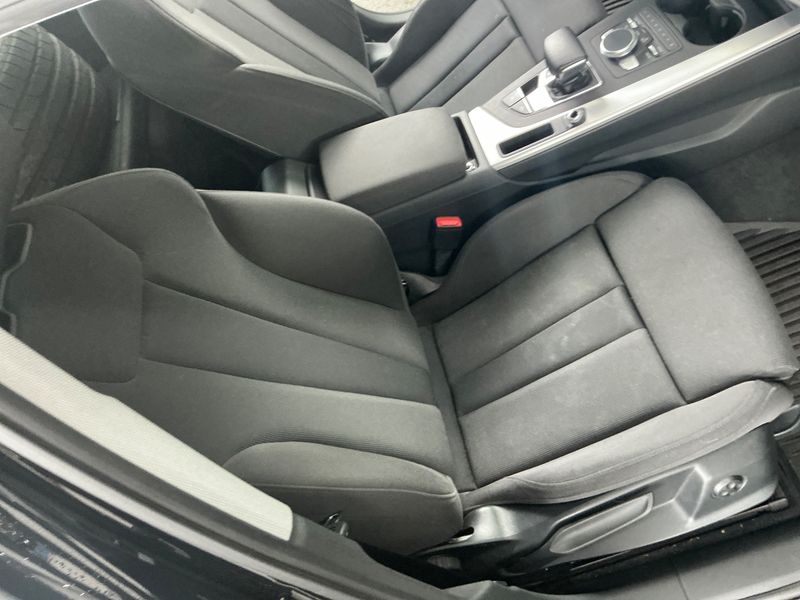Audi A4 2.0 TDI Sport 2017 – снимка 33