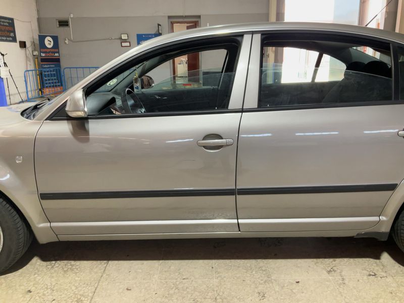 Skoda Superb 1.9 TDI Collection 2007 – снимка 4