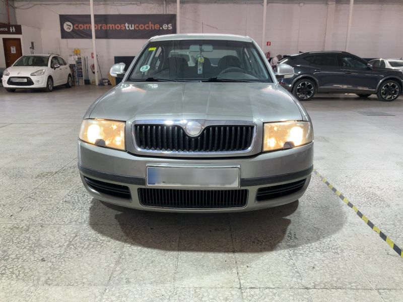 Skoda Superb 1.9 TDI Collection 2007 – снимка 14