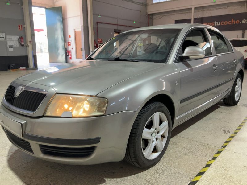 Skoda Superb 1.9 TDI Collection 2007 – снимка 1