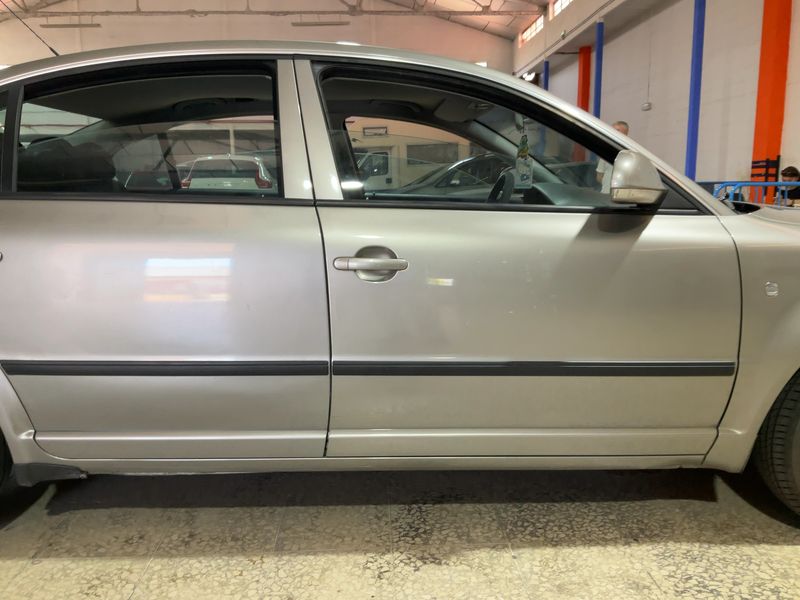 Skoda Superb 1.9 TDI Collection 2007 – снимка 10