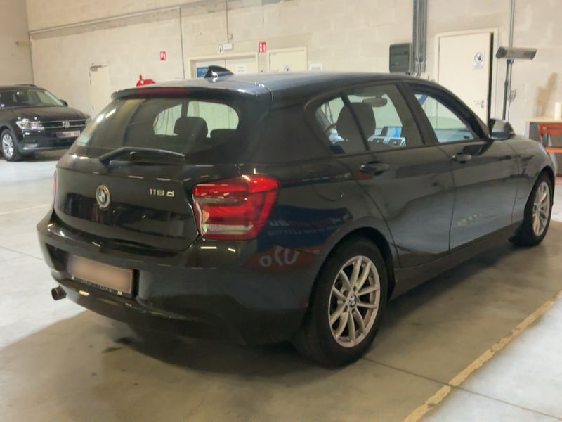 BMW 1er 116d EfficientDynamics Edition 2014 – снимка на щета 8