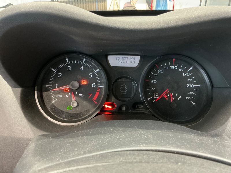Renault Megane 1.6 Avantage 2007 – снимка 4