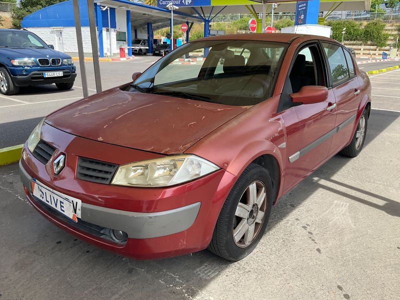 Renault Megane 1.9 dCi Dynamique Confort 2004 – снимка 1