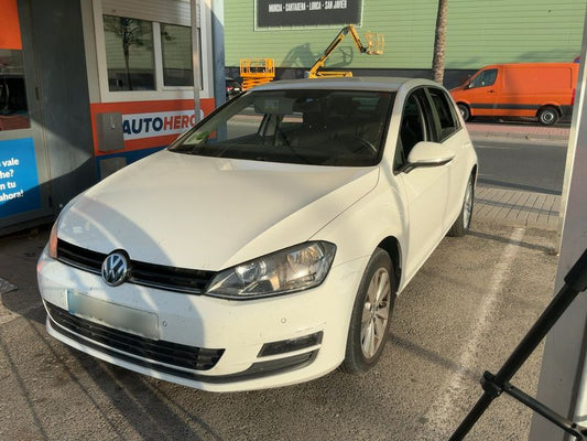 Volkswagen Golf VII 1.6 TDI Special Edition BlueMotion Tech 2016 – снимка 1