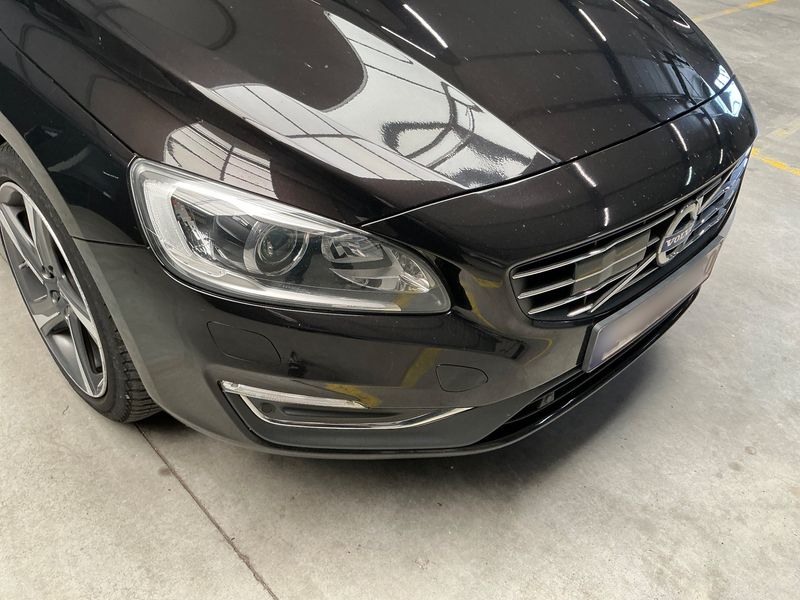 Volvo V60 2.4 T6 Plug-in Hybrid Summum AWD 2015 – снимка 26