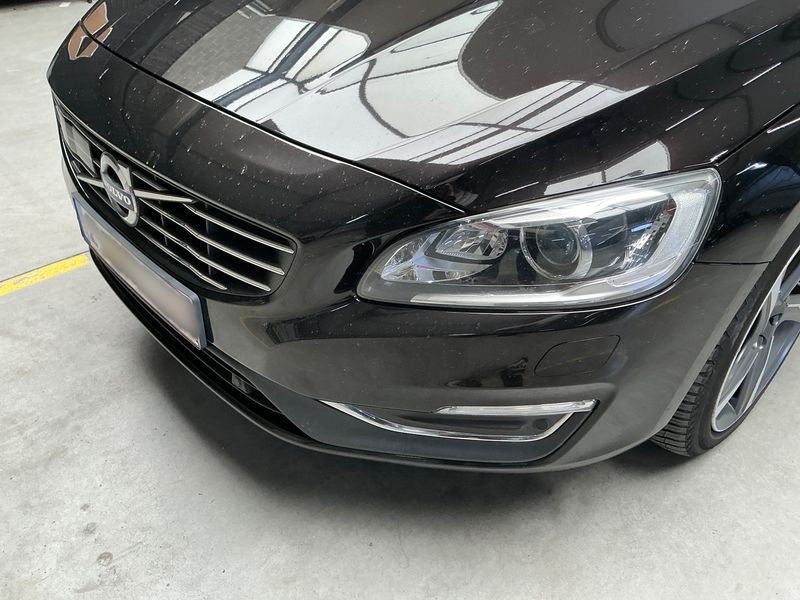 Volvo V60 2.4 T6 Plug-in Hybrid Summum AWD 2015 – снимка 27