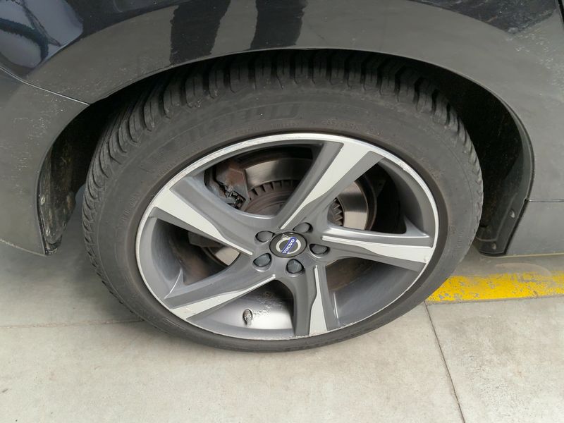 Volvo V60 2.4 T6 Plug-in Hybrid Summum AWD 2015 – снимка 9