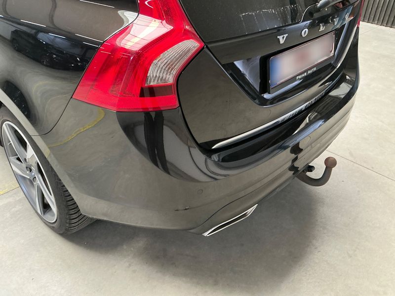 Volvo V60 2.4 T6 Plug-in Hybrid Summum AWD 2015 – снимка 24