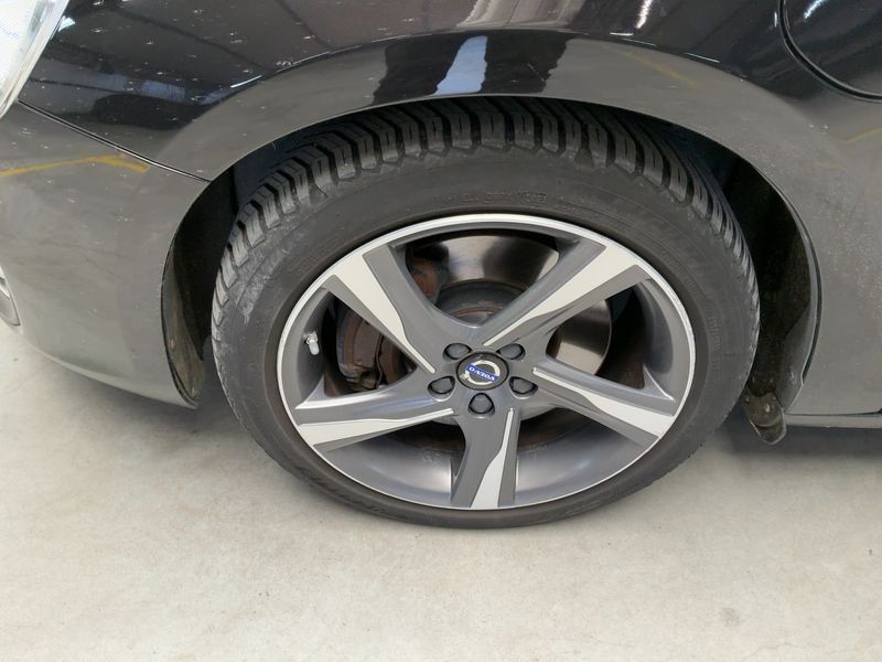 Volvo V60 2.4 T6 Plug-in Hybrid Summum AWD 2015 – снимка 3