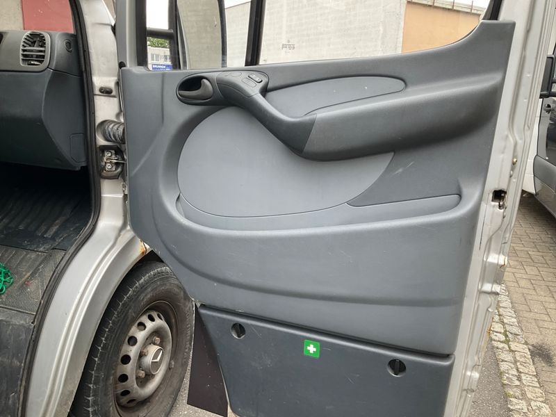 Mercedes-Benz Sprinter 311 CDI 2005 – снимка 32