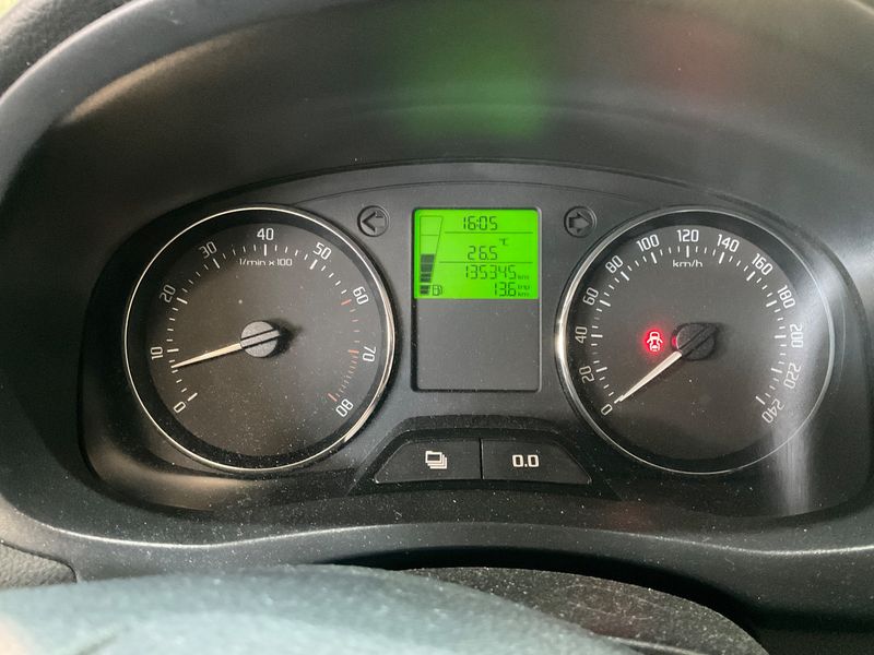 Skoda Roomster 1.2 TSI Style 2011 – снимка 19