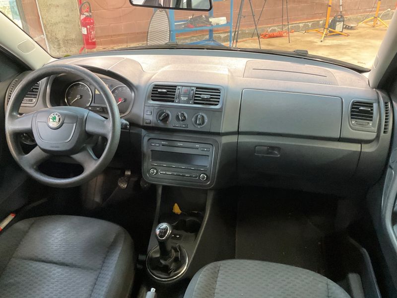 Skoda Roomster 1.2 TSI Style 2011 – снимка 18