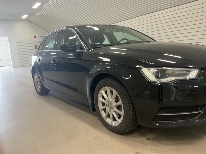 Audi A3 Sportback 1.2 TFSI Attraction 2014 – снимка 12