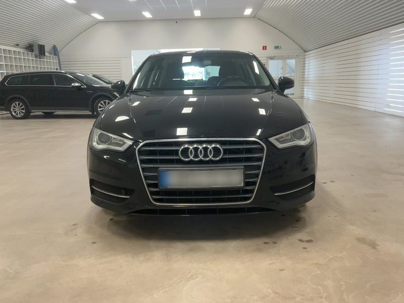 Audi A3 Sportback 1.2 TFSI Attraction 2014 – снимка 14