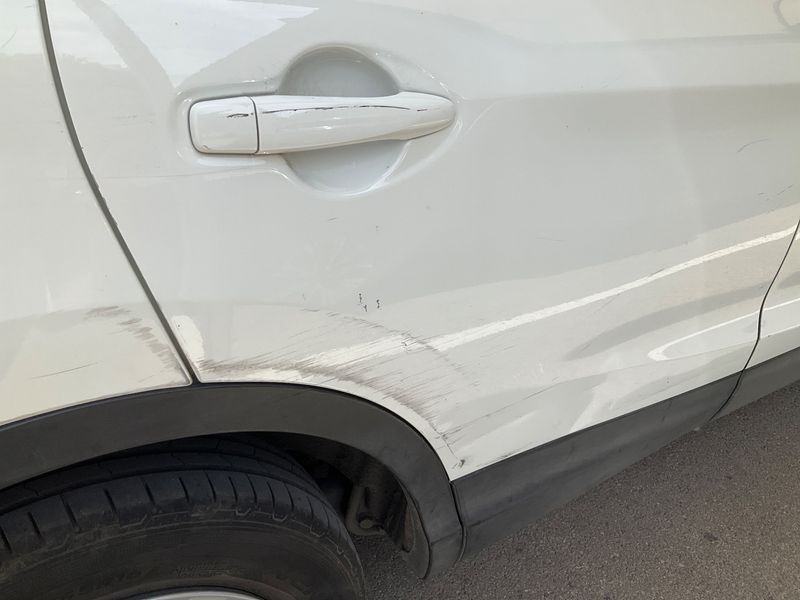 Nissan Qashqai 1.3 DIG-T Acenta 2018 – снимка 22