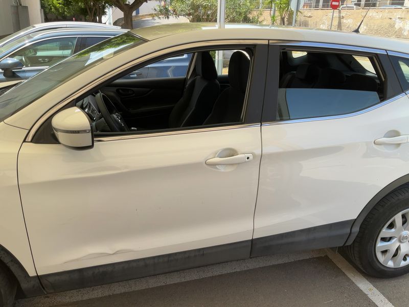 Nissan Qashqai 1.3 DIG-T Acenta 2018 – снимка 4