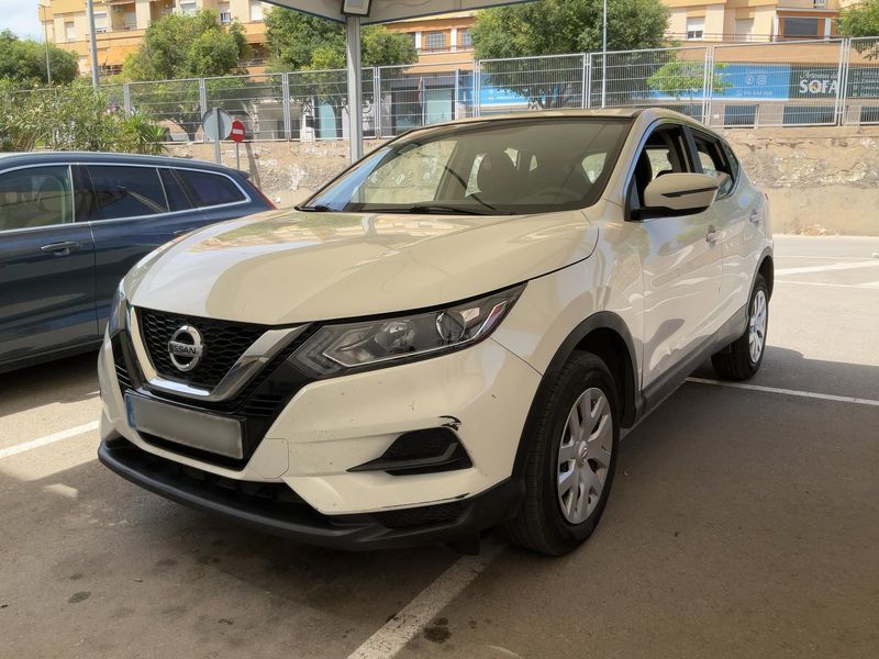 Nissan Qashqai 1.3 DIG-T Acenta 2018 – снимка 1