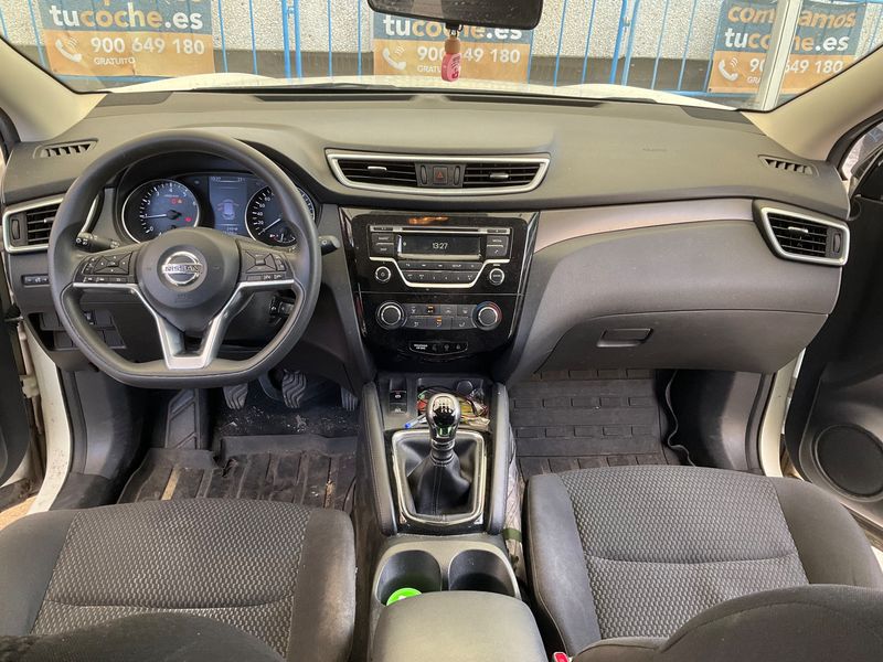 Nissan Qashqai 1.3 DIG-T Acenta 2018 – снимка 17