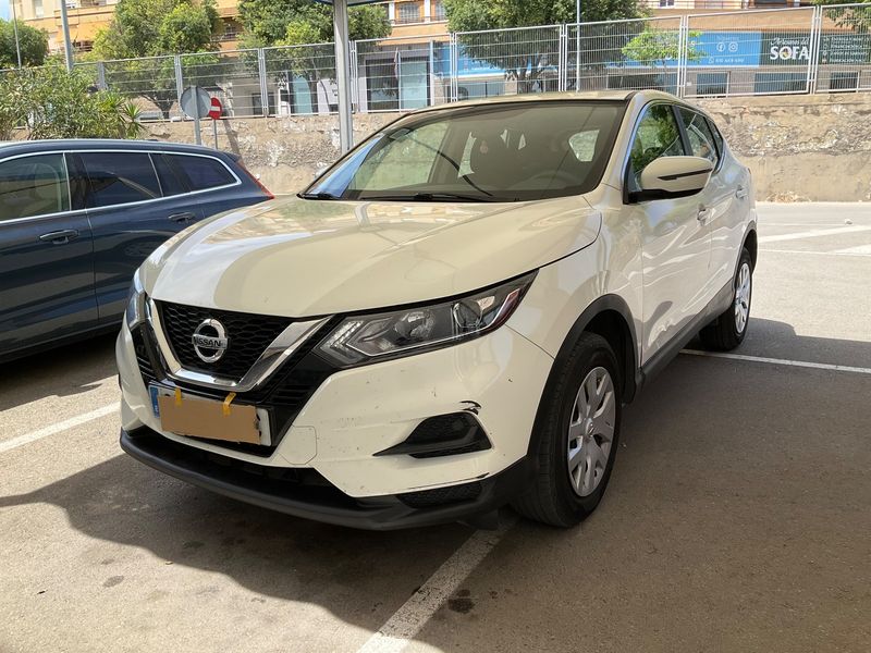 Nissan Qashqai 1.3 DIG-T Acenta 2018 – снимка 2