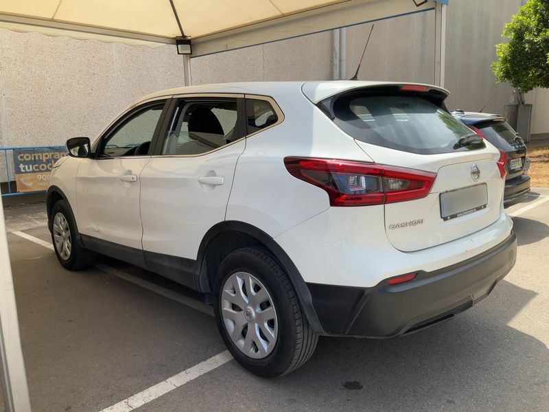 Nissan Qashqai 1.3 DIG-T Acenta 2018 – снимка 6
