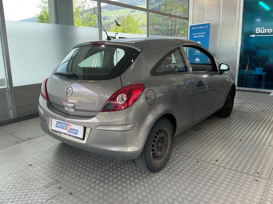 Opel Corsa 1.2 Cool&Sound 2011 – снимка 2