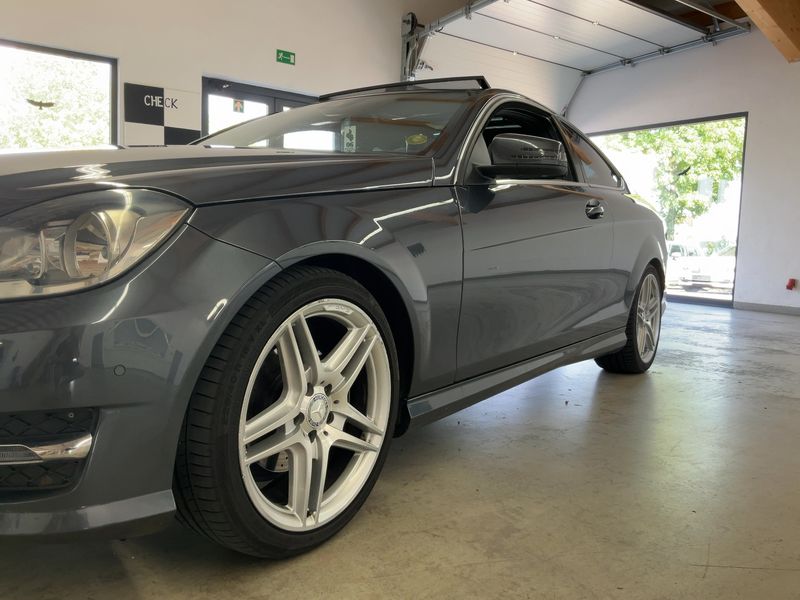 Mercedes-Benz C-Klasse C 250 CGI BlueEfficiency 2013 – снимка 2