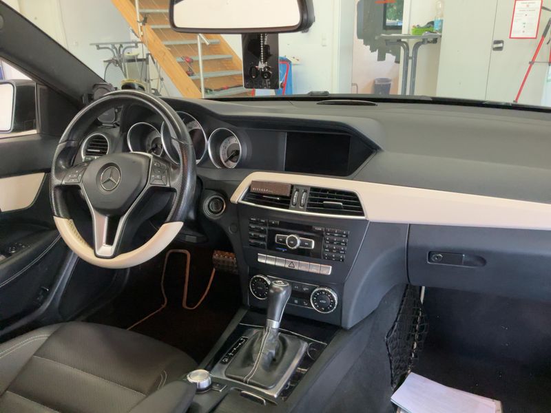 Mercedes-Benz C-Klasse C 250 CGI BlueEfficiency 2013 – снимка 18