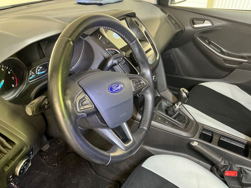Ford Focus 1.0 EcoBoost Cool&Connect 2018 – снимка 24