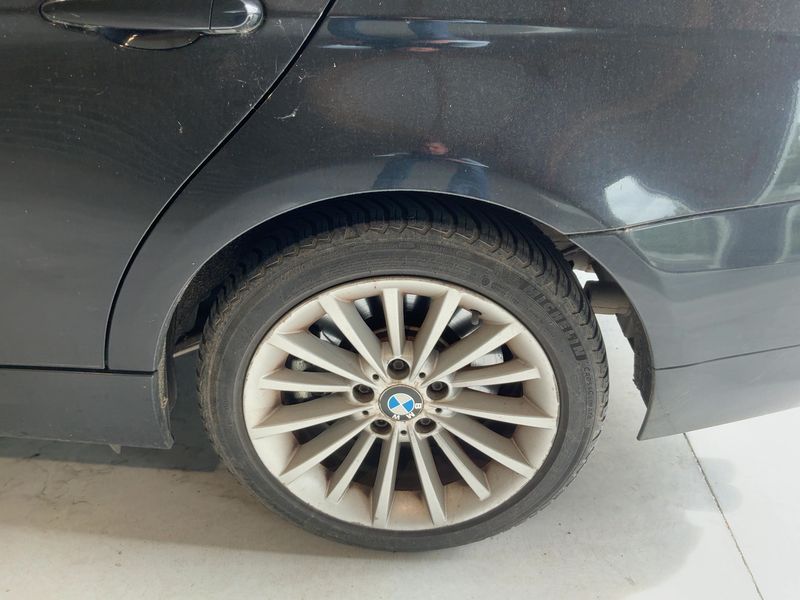 BMW 3er 330d xDrive Confort 2010 – снимка 5