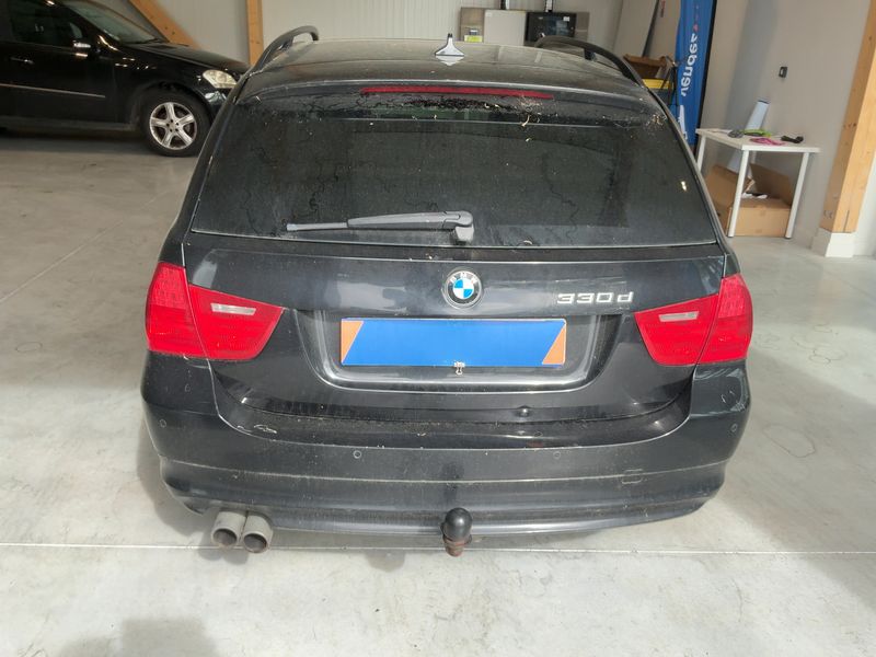 BMW 3er 330d xDrive Confort 2010 – снимка 7