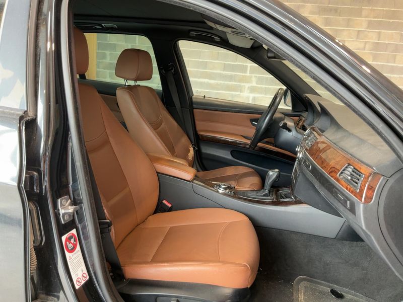BMW 3er 330d xDrive Confort 2010 – снимка 16