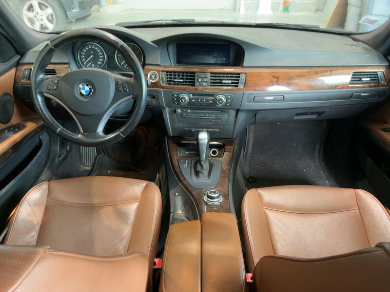 BMW 3er 330d xDrive Confort 2010 – снимка 17