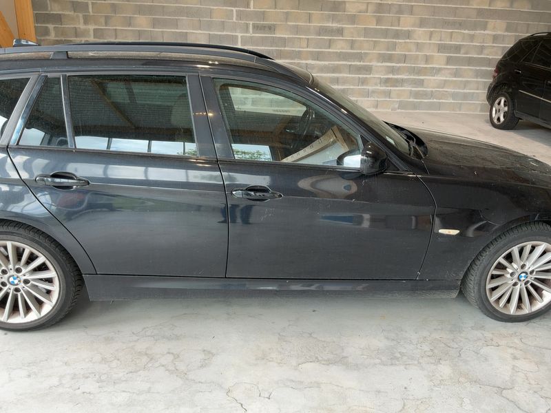 BMW 3er 330d xDrive Confort 2010 – снимка 10