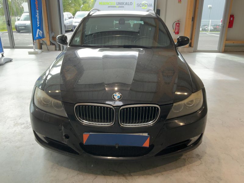 BMW 3er 330d xDrive Confort 2010 – снимка 14
