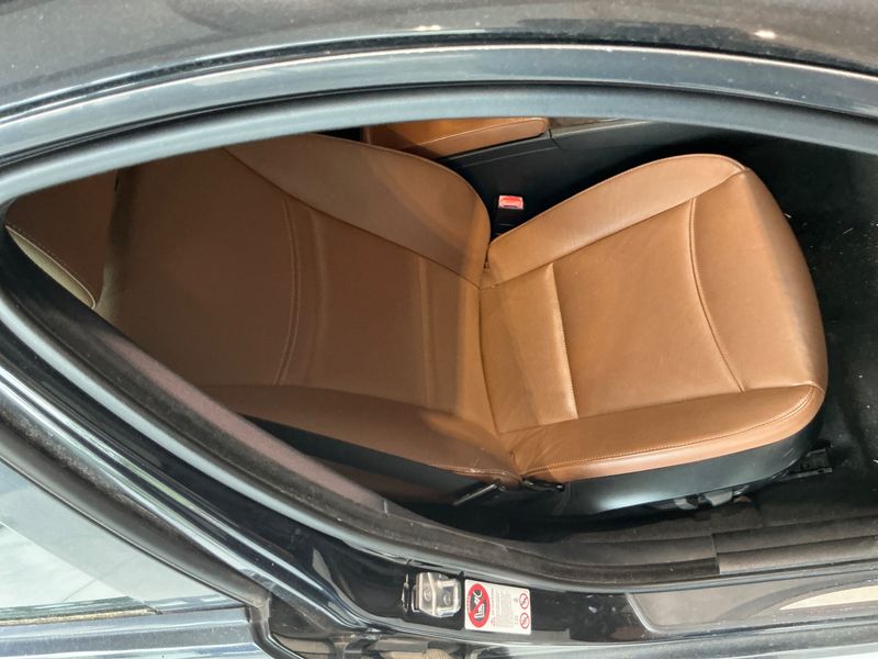 BMW 3er 330d xDrive Confort 2010 – снимка 33