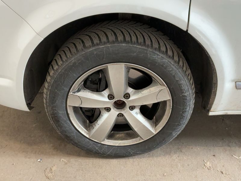 Volkswagen T6 Multivan 2.0 TDI Multivan Generation Six 4Motion 2015 – снимка 3