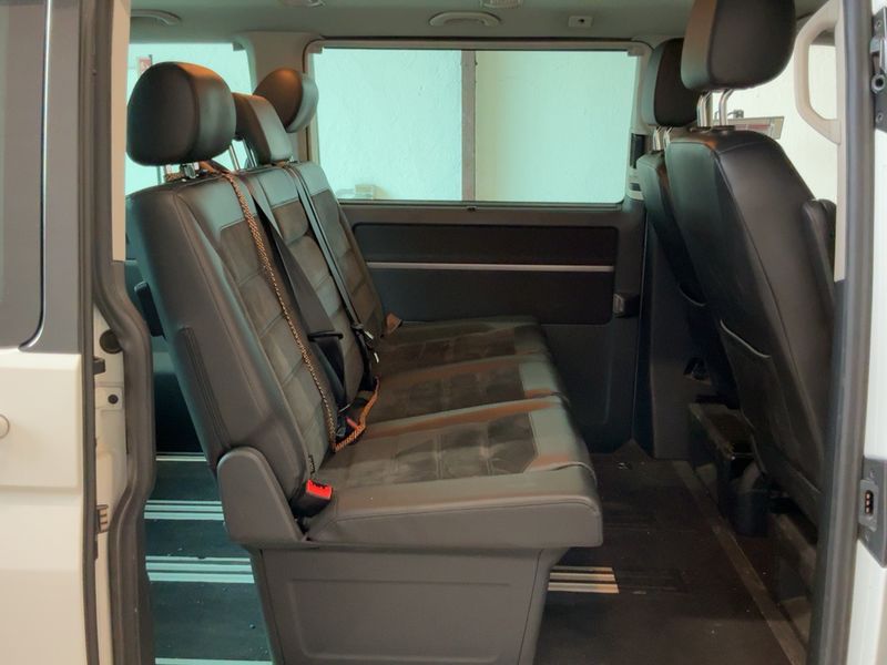 Volkswagen T6 Multivan 2.0 TDI Multivan Generation Six 4Motion 2015 – снимка 19