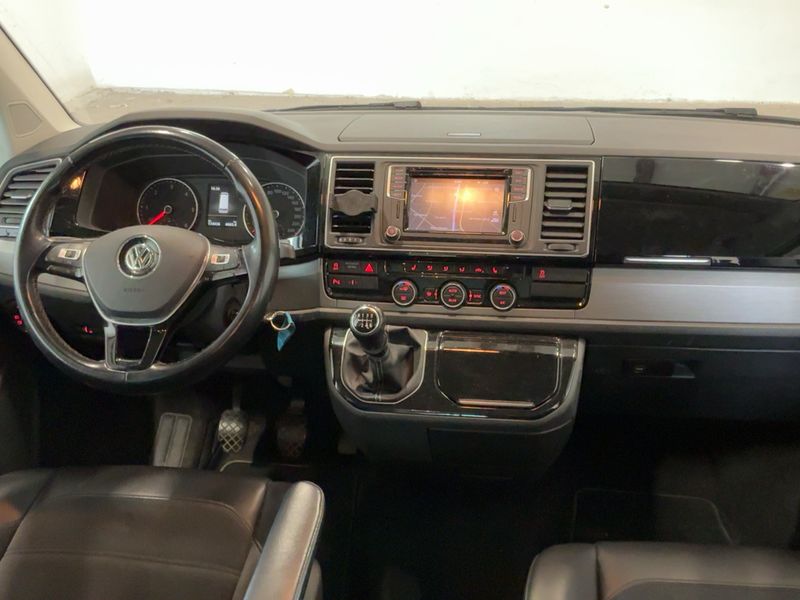 Volkswagen T6 Multivan 2.0 TDI Multivan Generation Six 4Motion 2015 – снимка 17