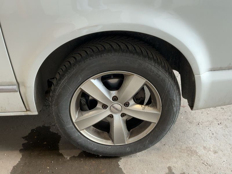 Volkswagen T6 Multivan 2.0 TDI Multivan Generation Six 4Motion 2015 – снимка 5