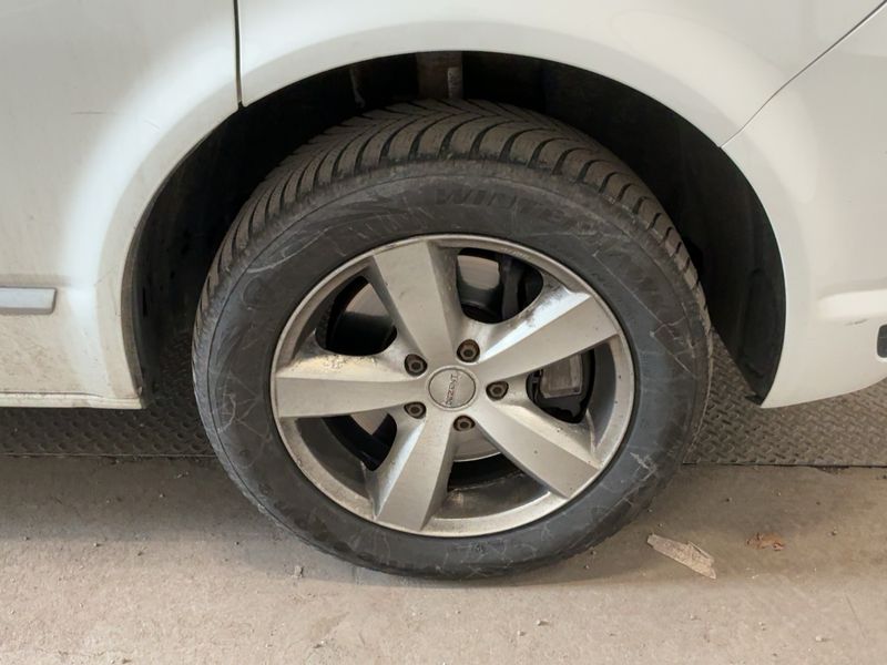Volkswagen T6 Multivan 2.0 TDI Multivan Generation Six 4Motion 2015 – снимка 11