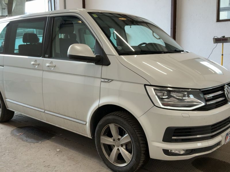 Volkswagen T6 Multivan 2.0 TDI Multivan Generation Six 4Motion 2015 – снимка 12