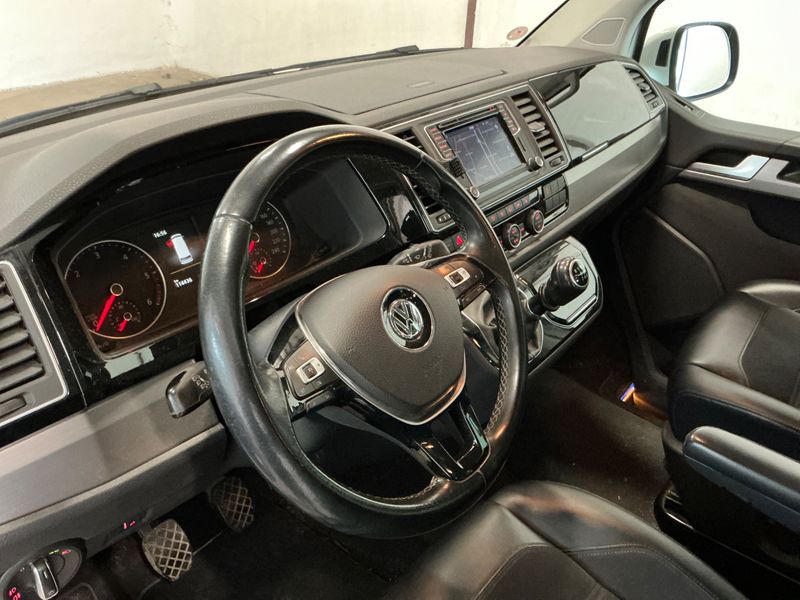 Volkswagen T6 Multivan 2.0 TDI Multivan Generation Six 4Motion 2015 – снимка 32