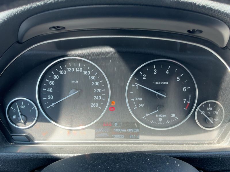 BMW 3er 320i 2013 – снимка 20