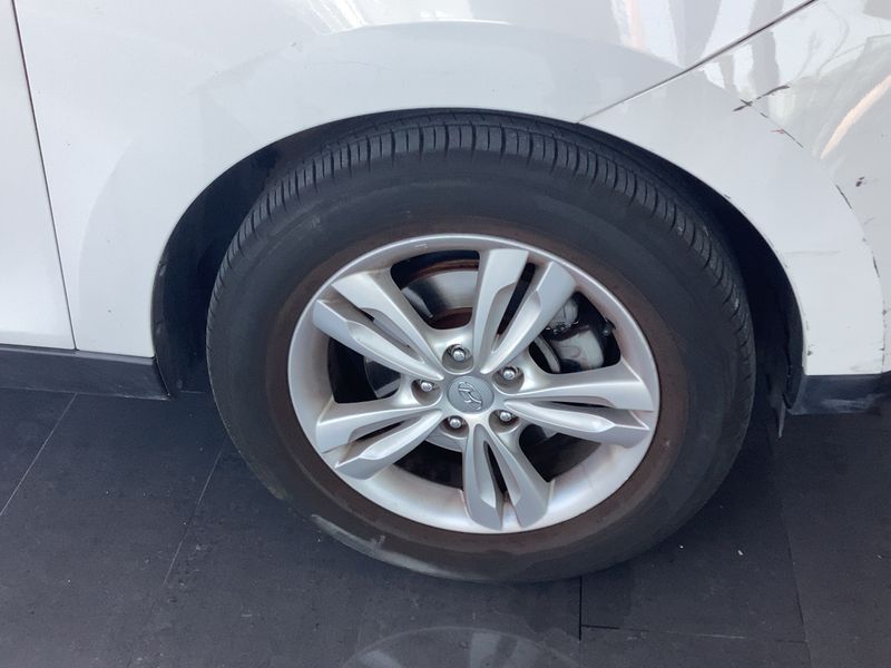 Hyundai ix35 1.7 CRDi Tecno 2WD 2013 – снимка 11