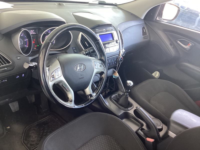 Hyundai ix35 1.7 CRDi Tecno 2WD 2013 – снимка 25