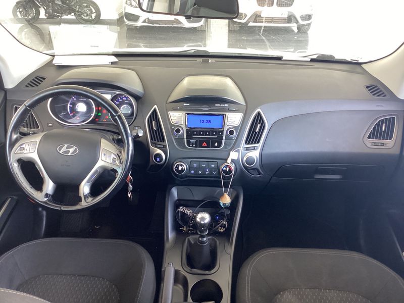Hyundai ix35 1.7 CRDi Tecno 2WD 2013 – снимка 17